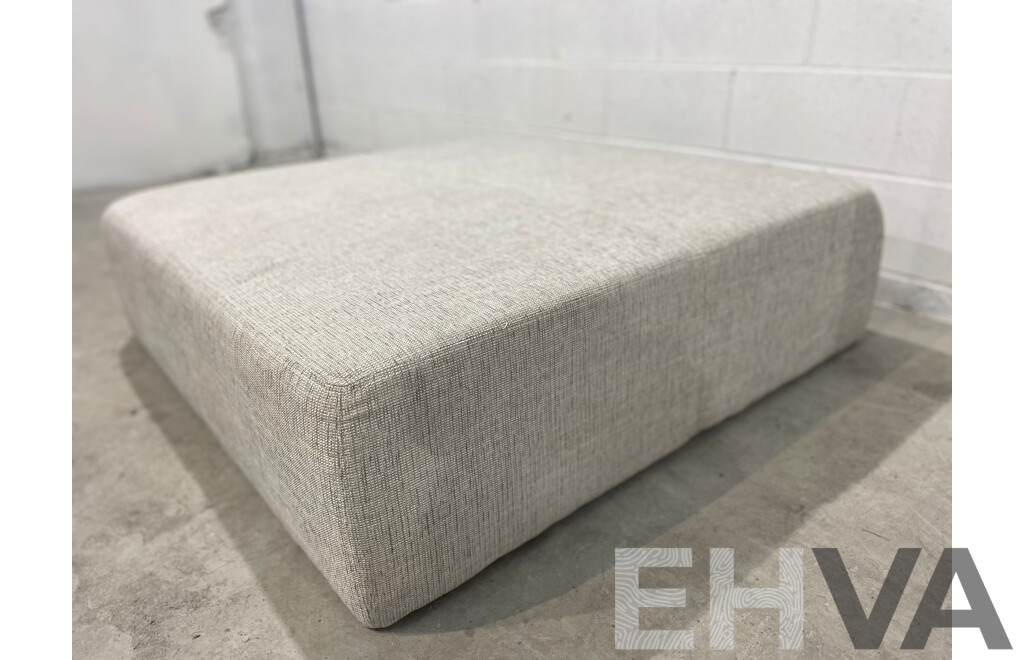 PLUSH THINK SOFAS - Architect Ottoman