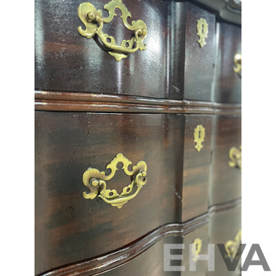 Henredon Folio Fourteen 9-Drawer Dresser  