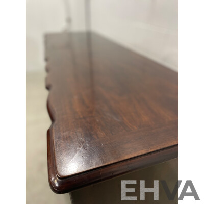 Henredon Folio Fourteen 9-Drawer Dresser  
