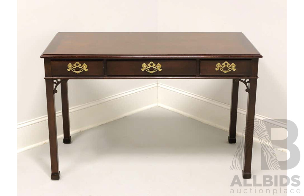 HENREDON 3 Drawer Mahogany Chippendale Writing Desk with Brass Handles 