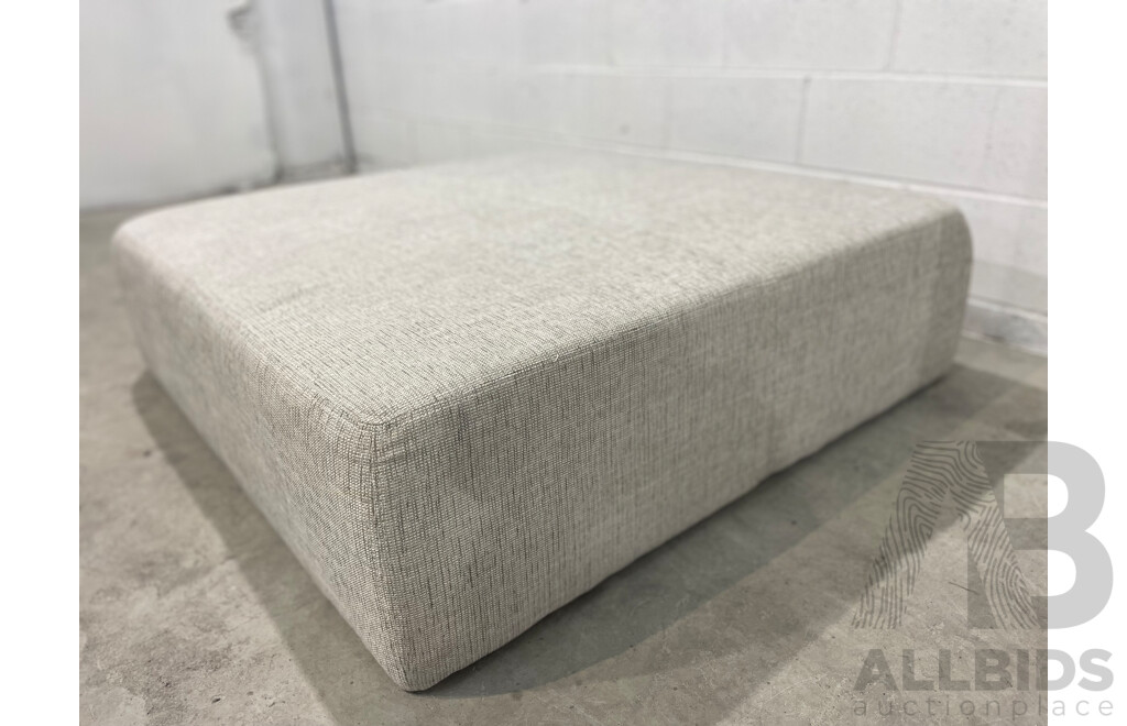 PLUSH THINK SOFAS - Architect Ottoman