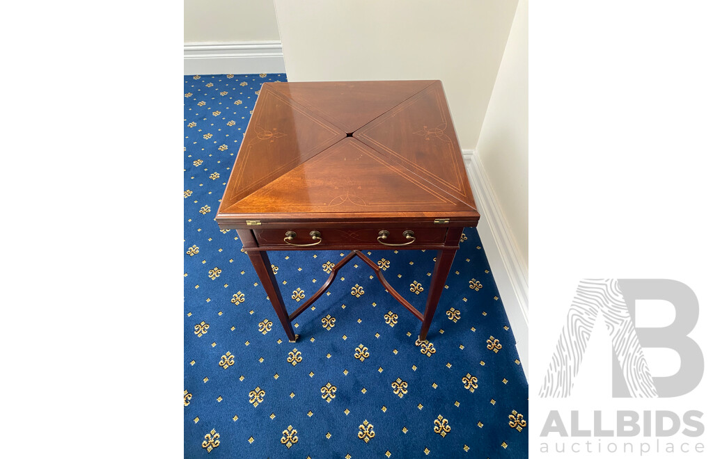 BAKER Square Folding Envelope Game / Side Table  
