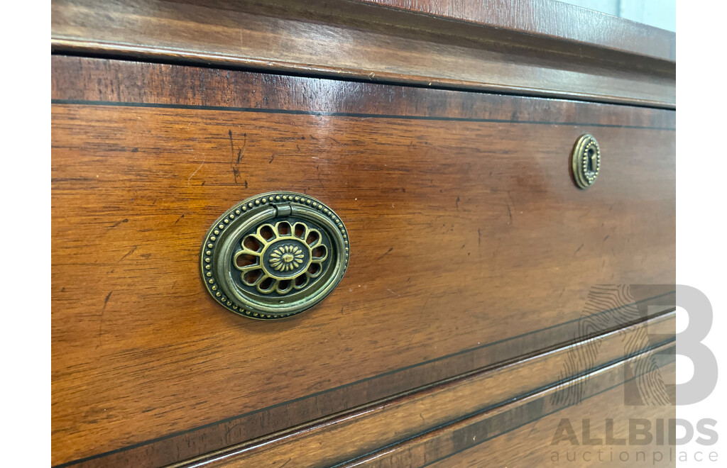 Pair of Henredon Georgian Chest of Drawers Nightstand