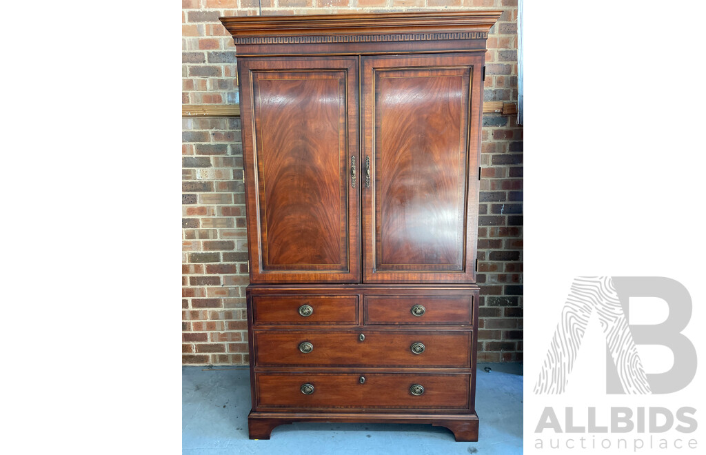 Henredon Georgian Armoire / Wardrobe