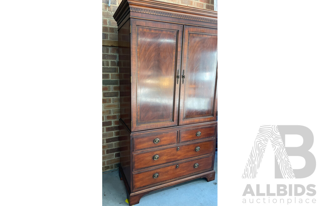 Henredon Georgian Armoire / Wardrobe