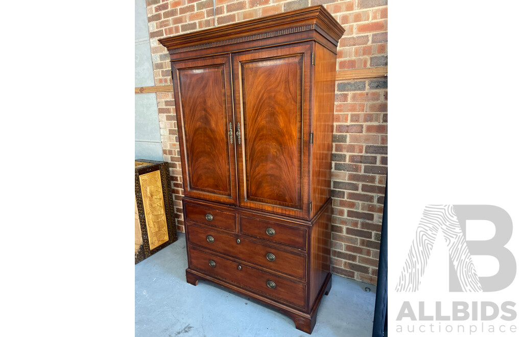 Henredon Georgian Armoire / Wardrobe