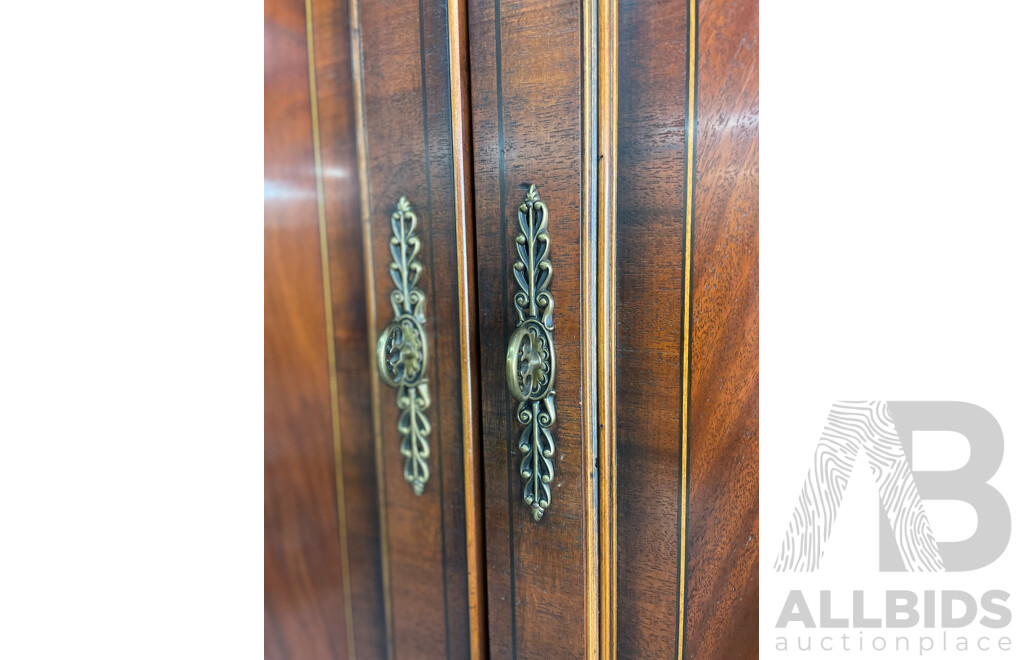 Henredon Georgian Armoire / Wardrobe