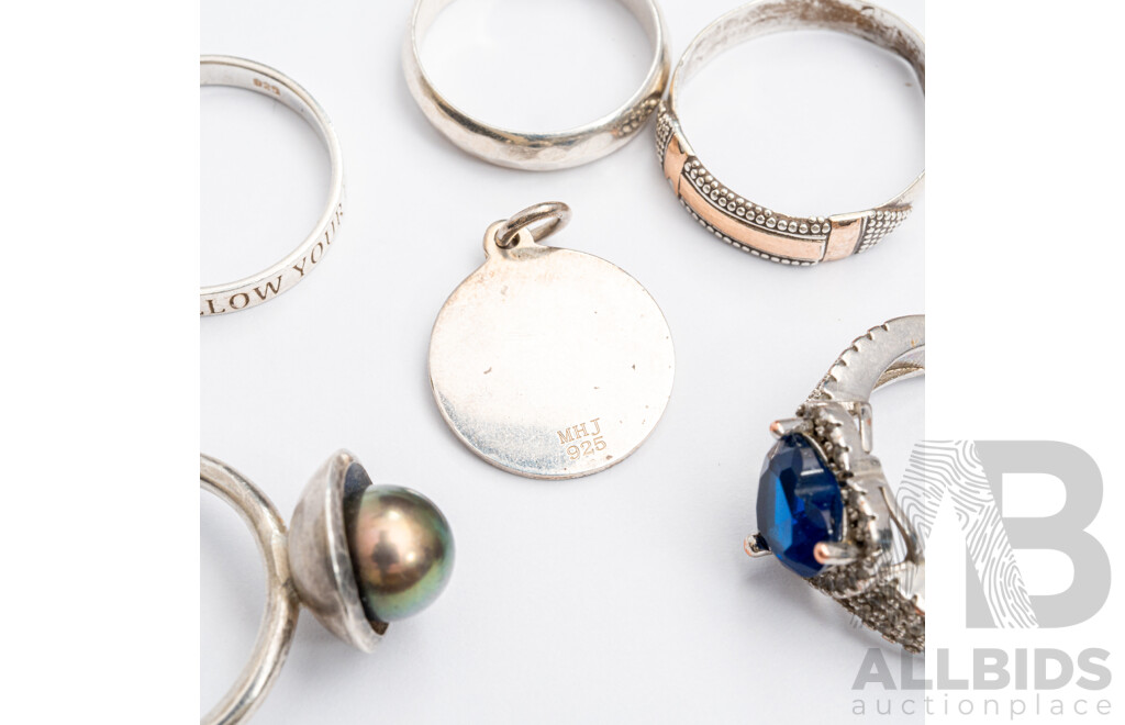 Sterling Silver (5) Ring Collection Including Cultured Pearl & MHJ Sterling Silver Disc Pendant, 14.04 Grams