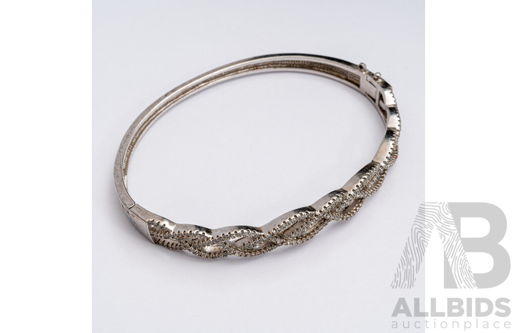 Sterling Silver Cubic Zirconia Celtic Weave Design Hinged Bangle, 61mm, 16.54 Grams