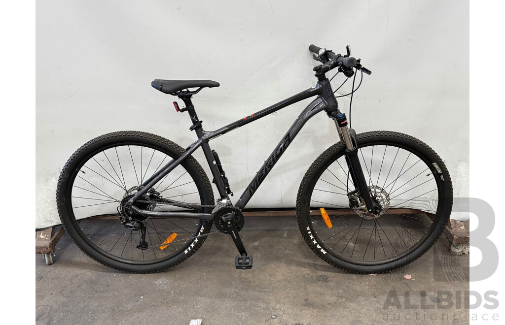 Merida Big Nine 100 Men's Mountain Bike