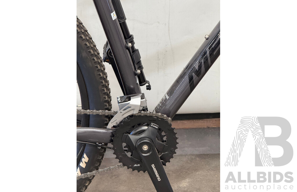 Merida Big Nine 100 Men's Mountain Bike