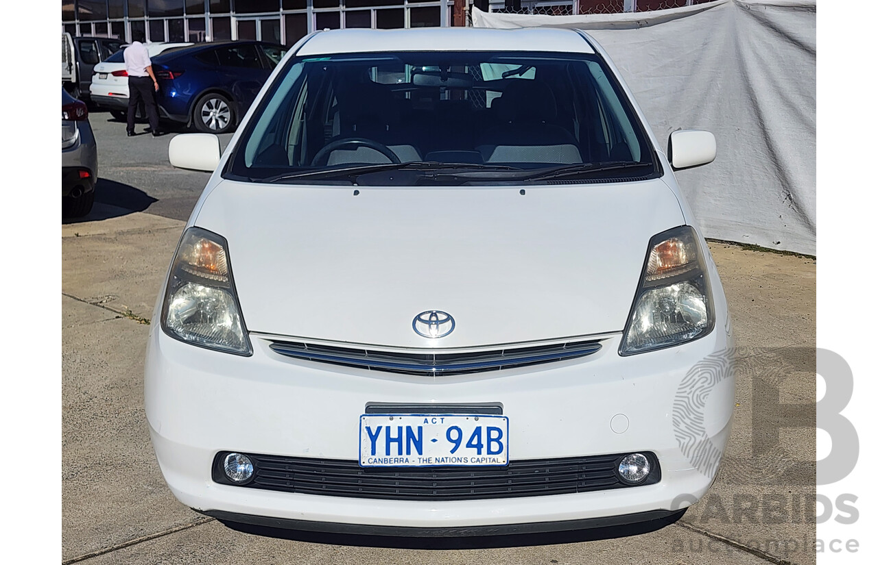 8/2007 Toyota Prius Hybrid NHW20R MY06 UPGRADE 5d Hatchback White 1.5L