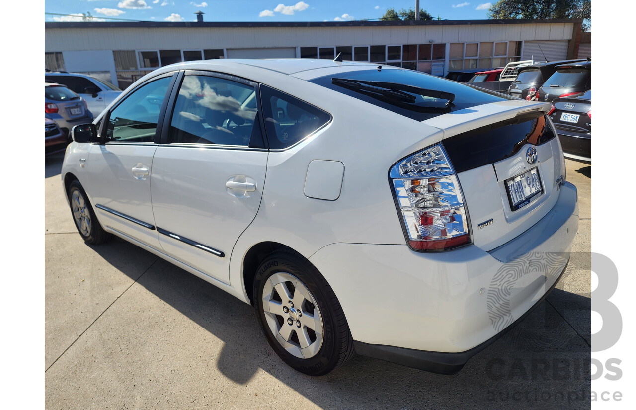 8/2007 Toyota Prius Hybrid NHW20R MY06 UPGRADE 5d Hatchback White 1.5L