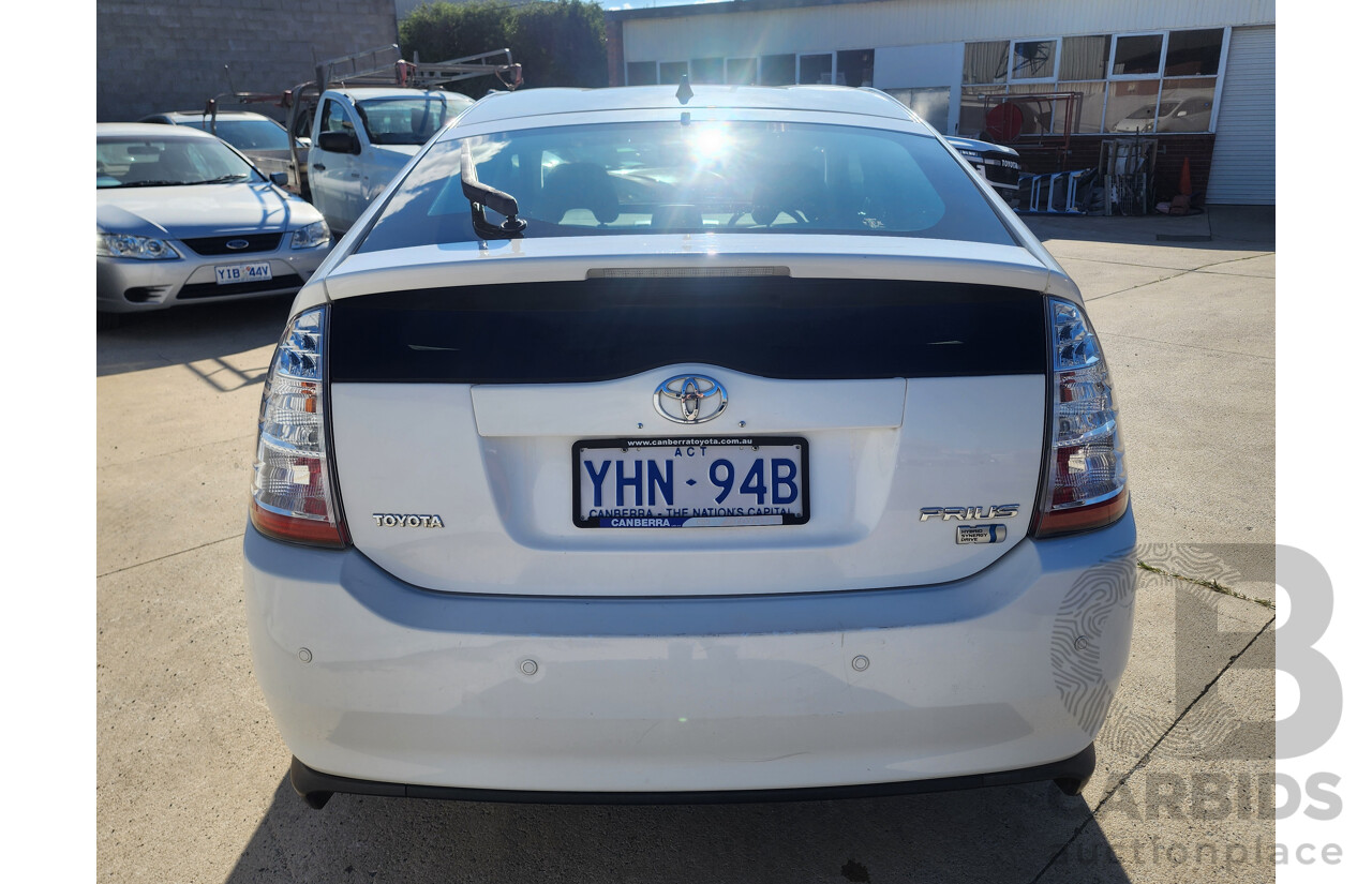 8/2007 Toyota Prius Hybrid NHW20R MY06 UPGRADE 5d Hatchback White 1.5L