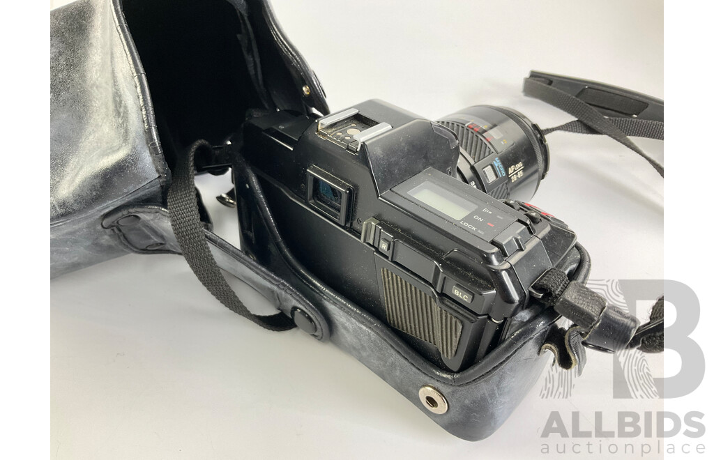 Minolta 35mm Film Camera, 5000 AF with Flash, Sigma Lens and Manuals