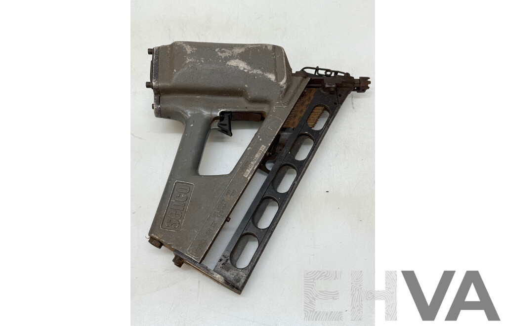 Senco Pneumatic Framing Nailer Gun