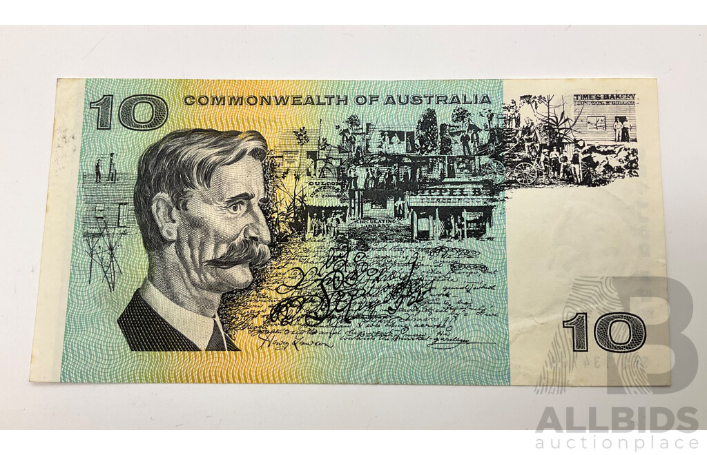 Australian 1967 Coombs Randall R302 $10 Note SFQ 134768.