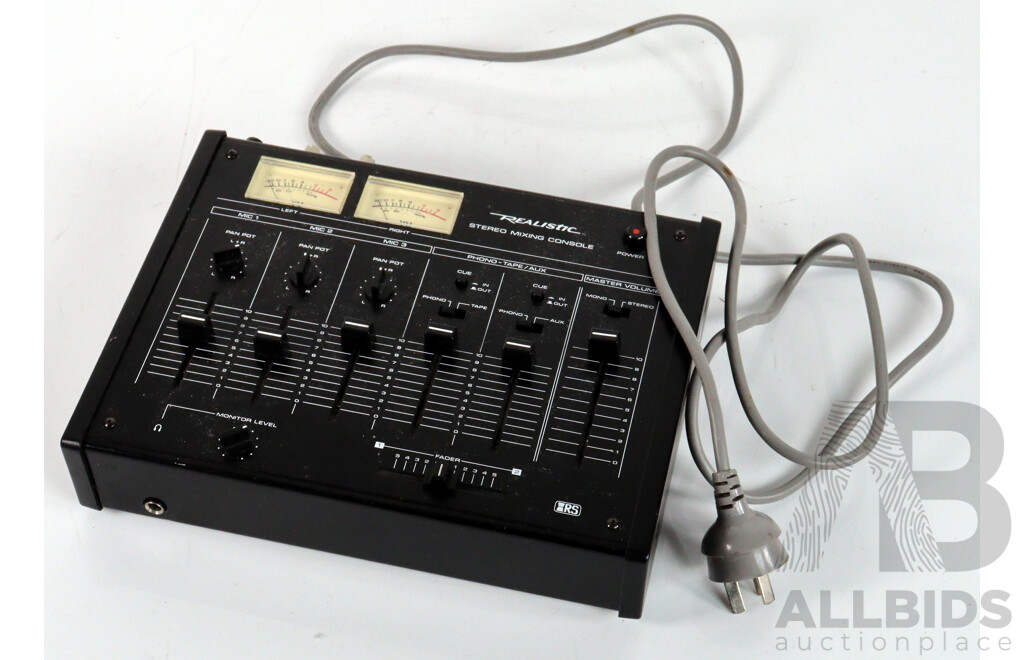 Realistic Stereo Mixing Console Model 33 1200B