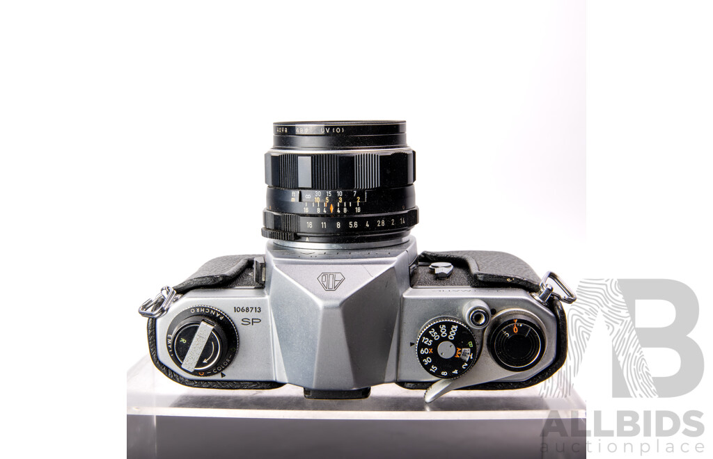 Vintage Asahi Pentax Spotmatic 35mm Camera in Case