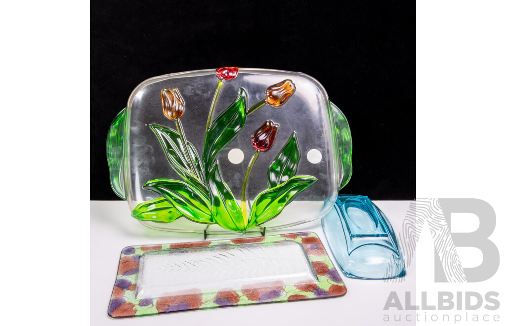 Large Art Glass Platter by Arc En Ciel, Smaller Art Glass Platter and Vintage Blue Glass Dish