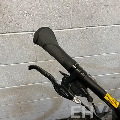 NCM Prague 27.5'' Electric Mountain Bike