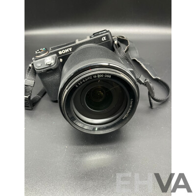 SONY NEX-6 Black Body 16.1MP Digital Camera with 18-200mm OSS, E 3.5-6.3 Lens (Black), Sony Stereo Microphone (ECM-XYST1M) with Accessories