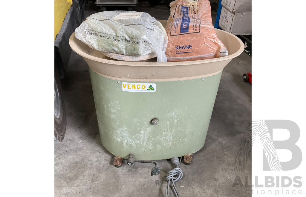 VENCO Foot Operated Speed Controlled Pottery Wheel