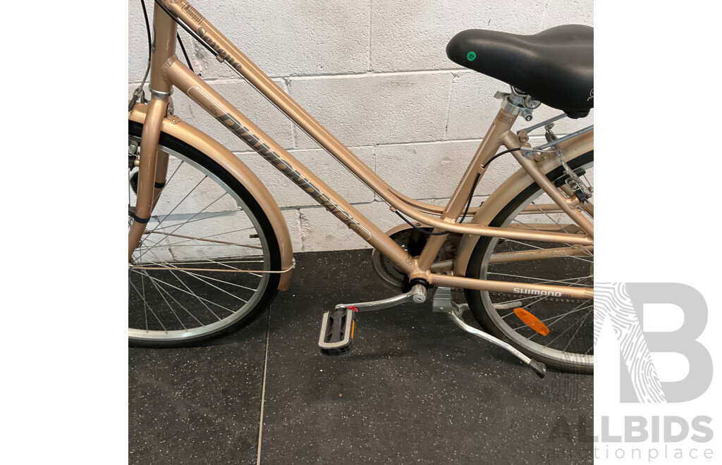 DIAMONDBack Serene - Rose Gold - Bike