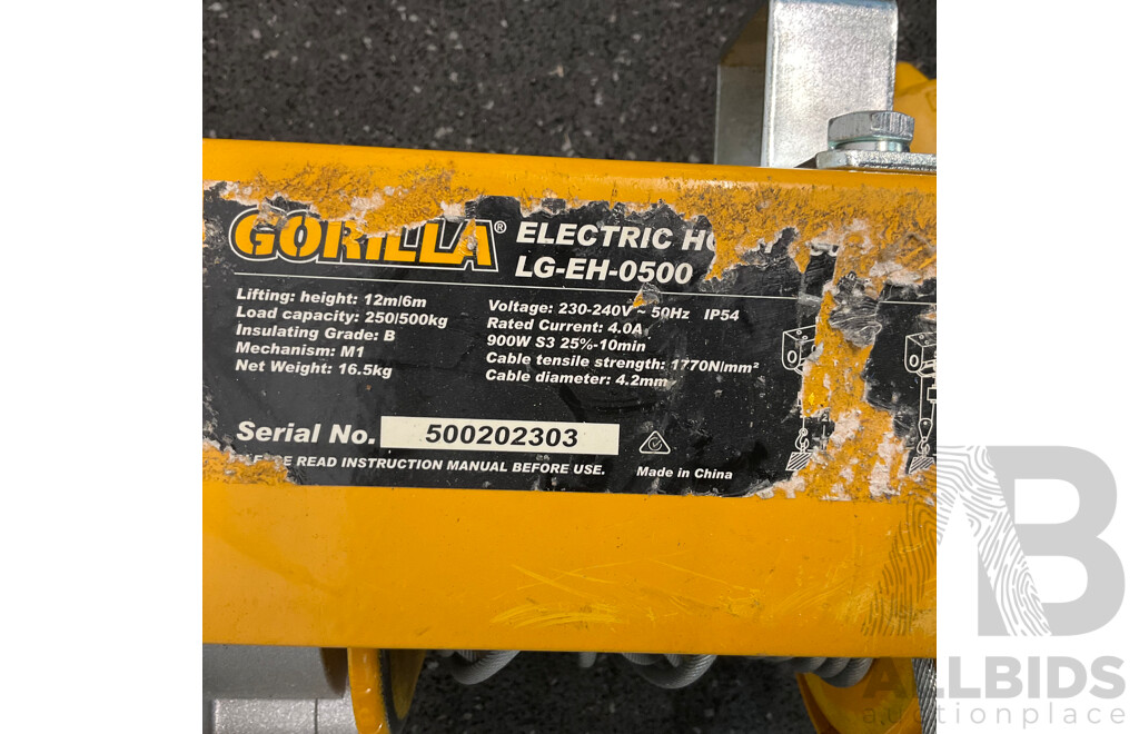 GORILLA Electric Hoist & Spare Wire Rope & Unbranded Tow Bar - Lot of 3