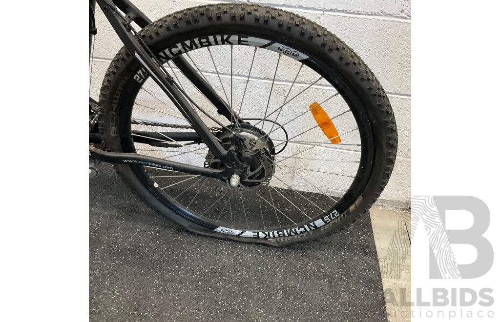 NCM Prague 27.5'' Electric Mountain Bike