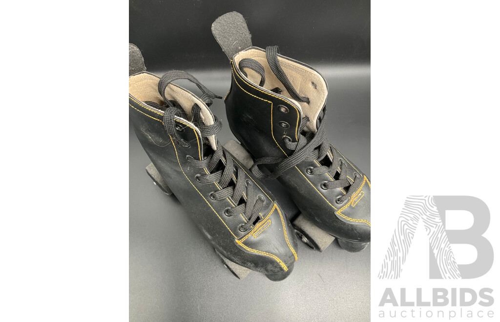 Classic High Top 4 Wheels Roller Skates (EUR 37)