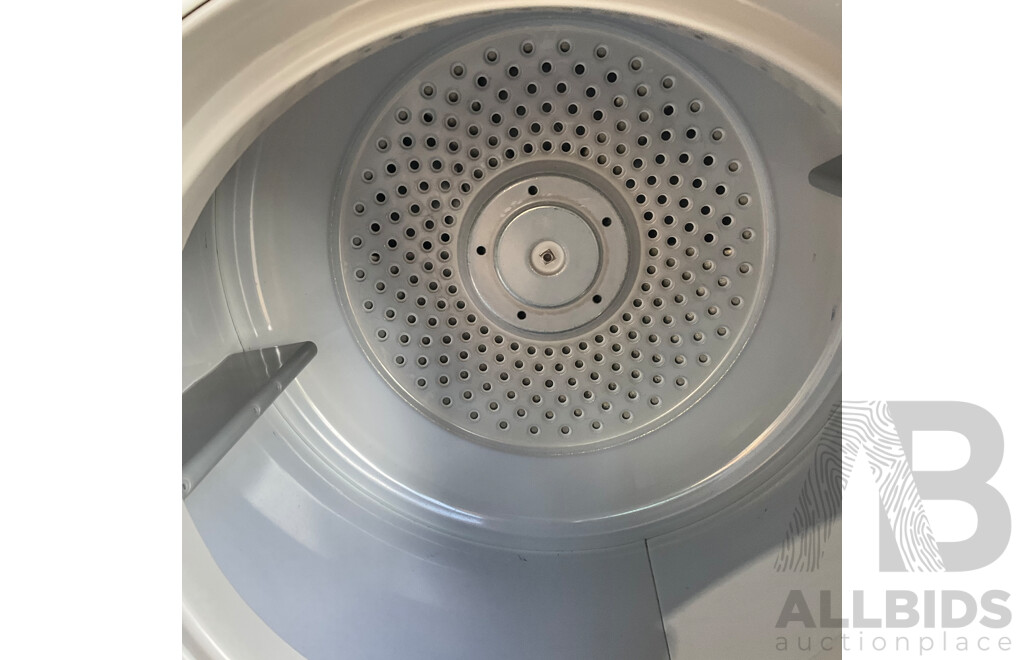 SIMPSON 4KG 39P400M-V1 Vented Dryer