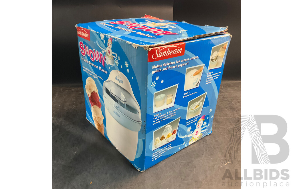 BREVILLE Juice Fountain & Sunbeam Frozen Dessert Maker & NESCAFE Dolce Gusto Coffee Machine - Lot of 3