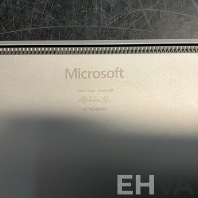 MICROSOFT SURFACE Book (1769)
