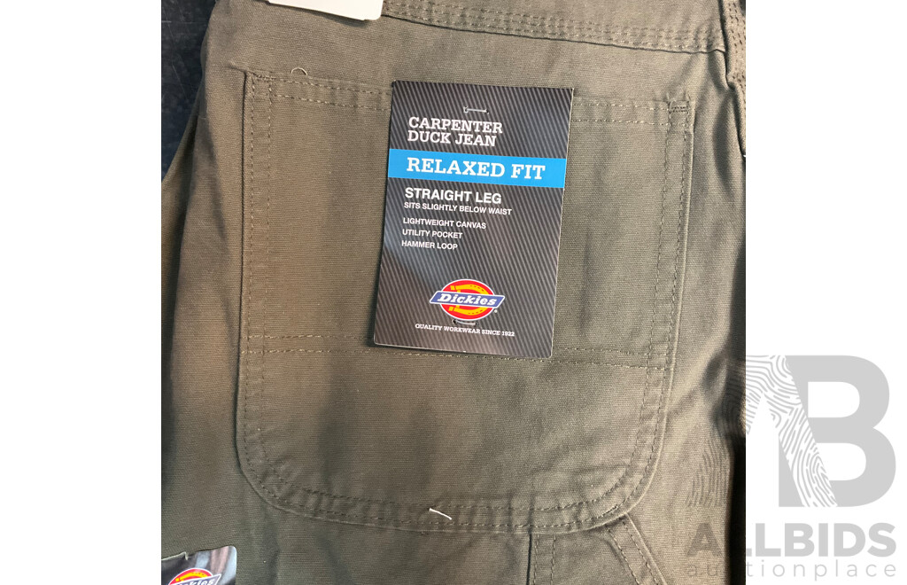 DICKIES,WRANGLER,NAUTICA & Assorted Mens Pants/Jeans/Jacket and More - Lot of 12