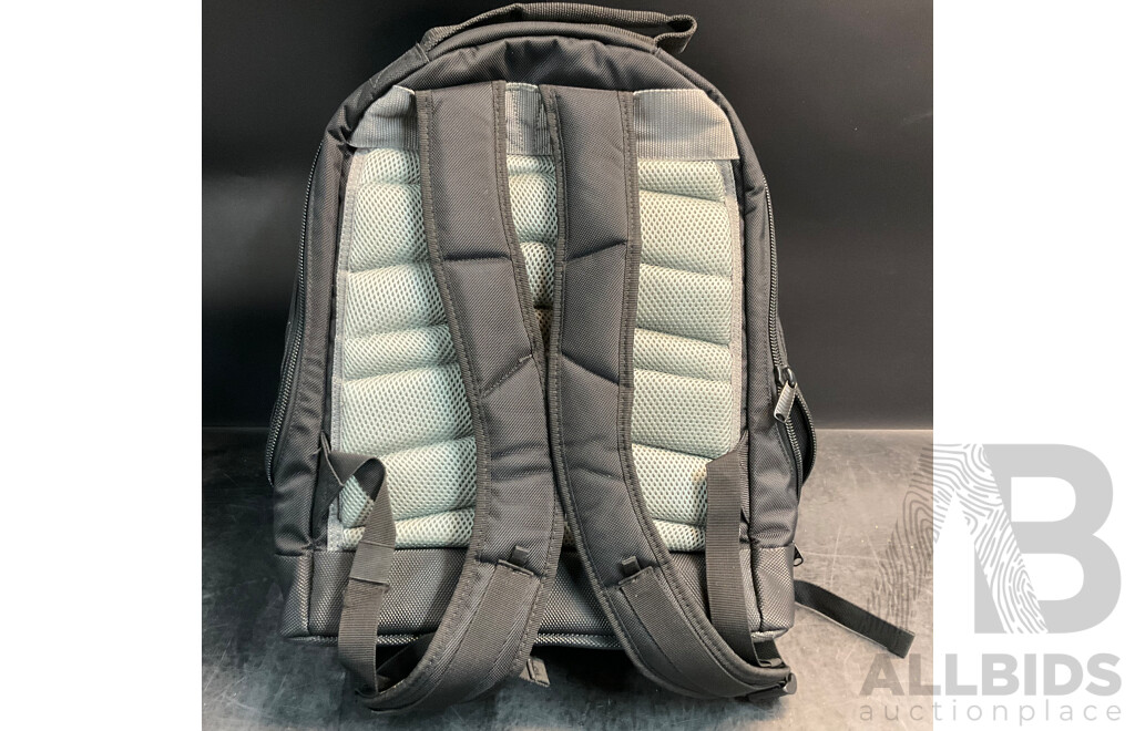 KLEIN TOOLS Tool Gear Backpack (55475) & CARIBEE Traveller 40 Carry on - Lot of 2