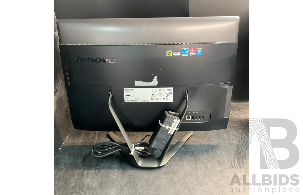 LENOVO Ideacentre C50-30 I5 8G RAM 500GB SSD 23'' All-in-One Desktop PC