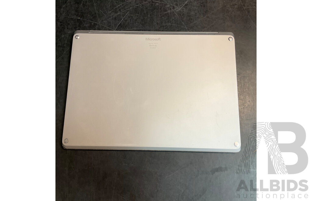 MICROSOFT SURFACE Book (1769)