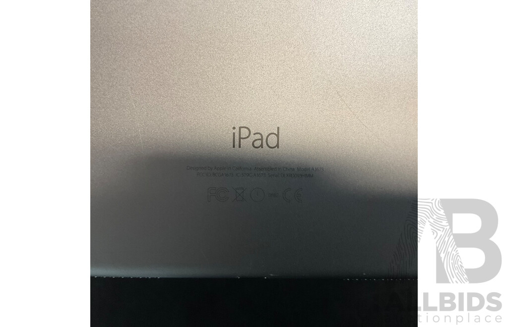 APPLE IPad Pro (9.7'') 256GB - A1673