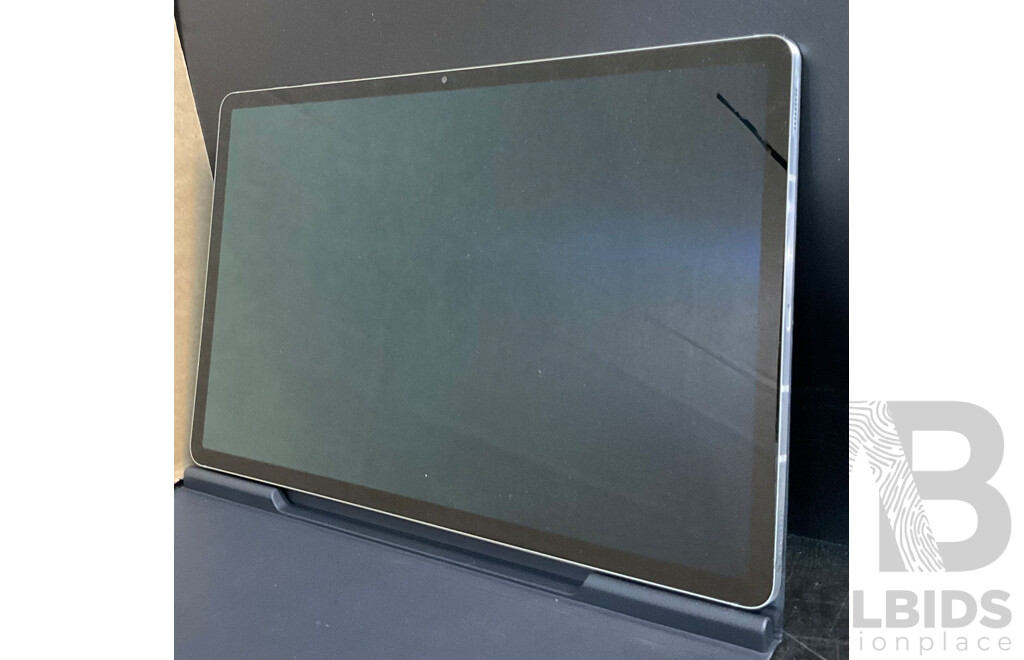 SAMSUNG Tab 7+ Tablet SM-T970 (Wifi) with Cover