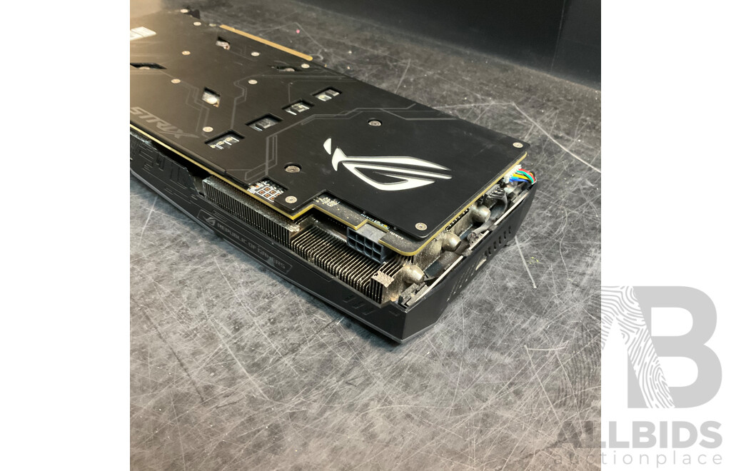 ASUS GeForce STRIX GTX-1070 8G Gaming Graphic Card