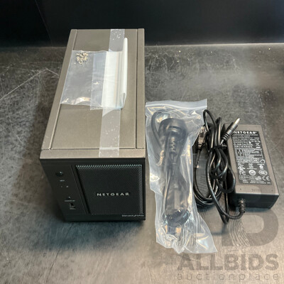NETGEAR ReadyNAS RNDU2000 2Bay Diskless Attached Storage