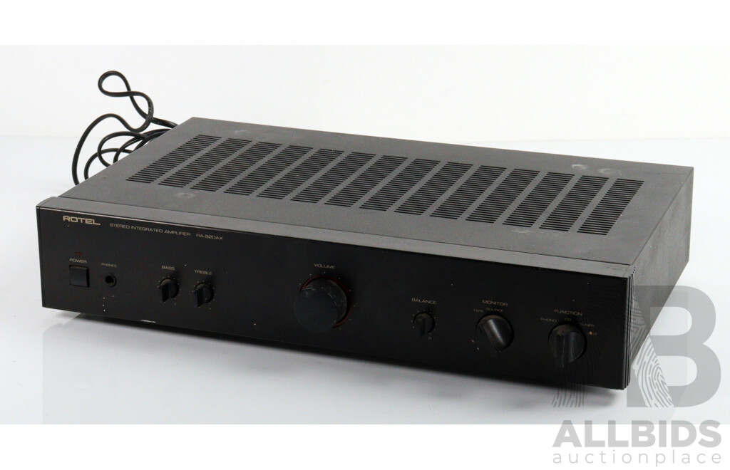 Rotel Stereo Integrated Amplifier RA 920 AX