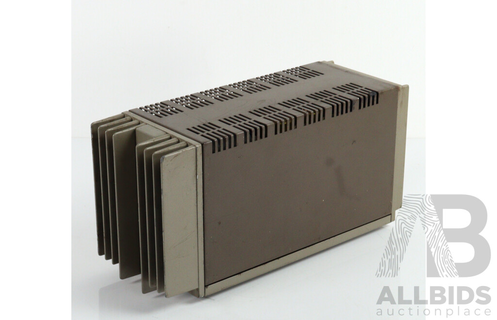Retro English Made Acoustical Manufacturing Co Quad 303 Power Amplifier