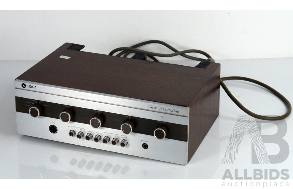 Retro Leak Solid State Delta 70 Amplifier