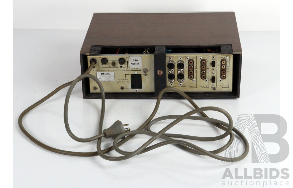 Retro Leak Solid State Delta 70 Amplifier