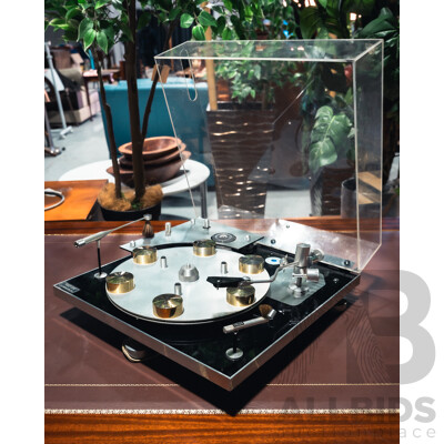Retro Audiophile Transcriptor Hydraulic Reference Turntable by J.A. Michell Eng. Ltd