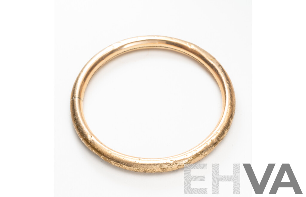 Vintage 9ct Lined Gold Childrens Golf Bangle, Manufactured by Rodd, 52mm Diameter