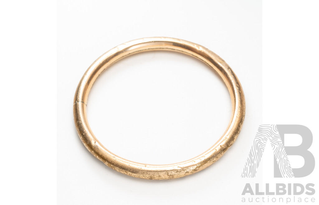 Vintage 9ct Lined Gold Childrens Golf Bangle, Manufactured by Rodd, 52mm Diameter