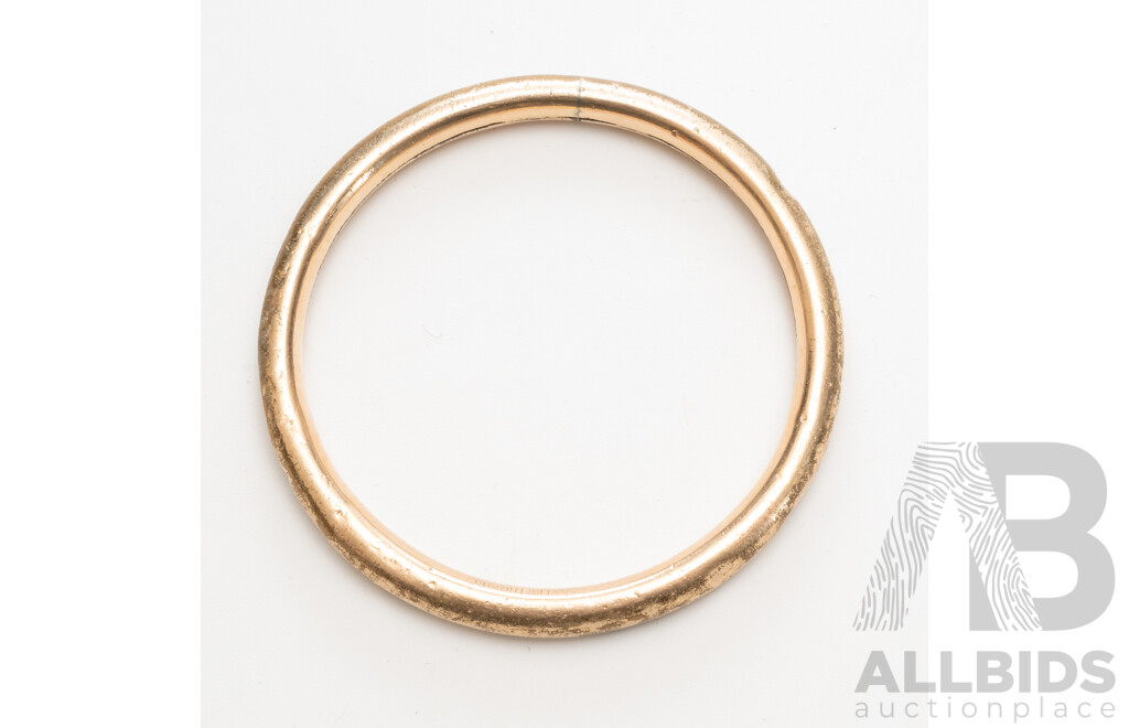 Vintage 9ct Lined Gold Childrens Golf Bangle, Manufactured by Rodd, 52mm Diameter